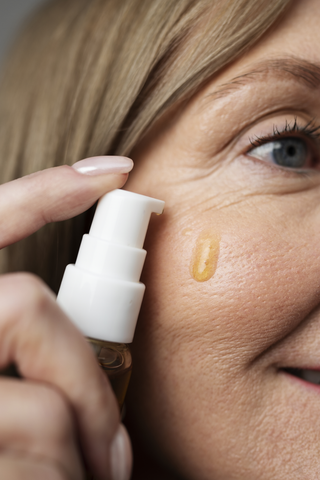 Carissa Morello® Instand Facelift Serum: De Kracht van Directe Huidverjonging